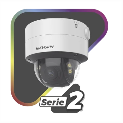 Cámara Domo IP / 4 Megapixel / ColorVu 24/7 / Lente 2.8-12 mm / Luz Blanca 40 m (131.2 ft) / WDR 130 dB / AcuSense / IP67 / IK10 — vista 2