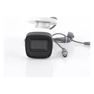 Cámara Bala TurboHD / 5 Megapixel / Lente 2.8 mm / 4 Tecnologías Seleccionables / IR EXIR 30 m (98.4 ft) / IP67 / dWDR — vista 2