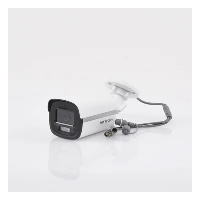 Cámara Bala TURBOHD / 3K 5 Megapixel / Color 24/7 / Luz Blanca 40 m (131.2 ft) / IP67 / 4 Tecnologías / Micrófono Integrado — vista 2