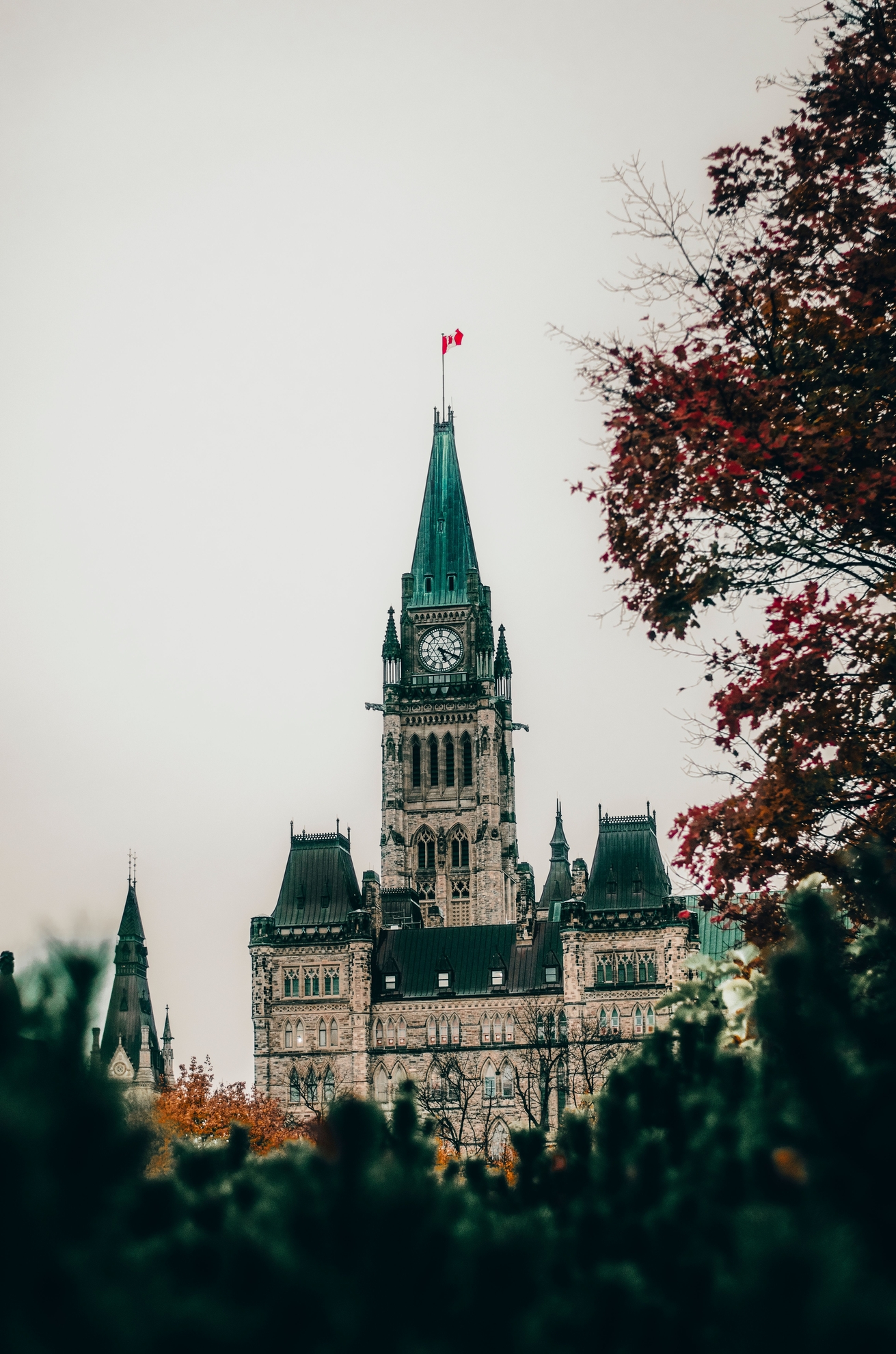 Los Ministros de Inmigración de Canadá Confirmaron Hacia Dónde Va el Sistema para 2027–2029
